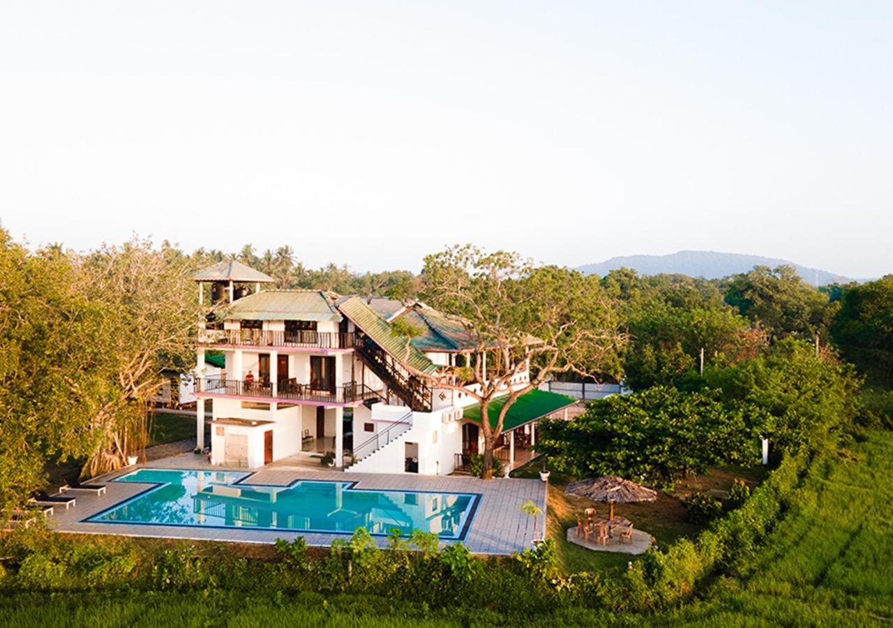 Birdsong Leisure Resort 티사마하라마 외부 사진
